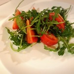シシリヤ - フルーツトマトとルッコラ