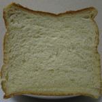 天満粉もん製作所 - 角型湯だね食パンの断面