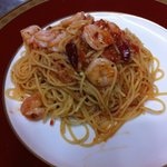 Mr.トーマス - エビのピリ辛のパスタ