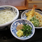 手打うどん かとう - 天ぷら釜揚げうどん