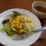 TEA ROOM Zero - 海老とブロッコリーのトマトクリームパスタセット(1080円) サラダ&スープ ※クーポン使用