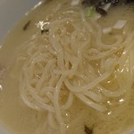 らーめんサッポロ 赤星 - 麺のアップ