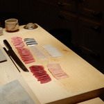 鮨 さいとう - 見事なネタの切りつけ