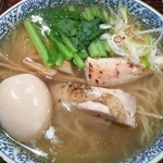 麺屋 空海 - 鳥そば＋味玉＋江戸菜