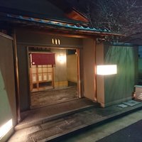 弥助 - 料亭のようなお店です。