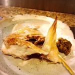 なな治 - ホロホロでトゥルっとした身は絶品♪
      ただ、小骨が(^_^;)