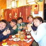 Hiyoshi - 仲良し５人組様のご来店！カシラ　タンハラミの焼きとりを召し上がり始めて飲む”山ぶどう”にも挑戦していらしゃいました。