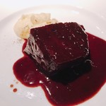 ラ キュイジーヌ ド カワムラ - 和牛頬肉のワイン煮込み様