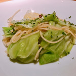 ラ キュイジーヌ ド カワムラ - 指宿春キャベツのパスタ様