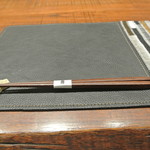 傳 - テーブルセット