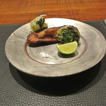 傳 - 海老芋の唐揚げと芽キャベツ