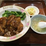 萬来軒別館 - 牛肉煮込みご飯