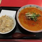 中華料理 若水 - 担々麺＋小ヤキメシ