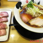 彩色ラーメン きんせい総本家 夢風 - 黒醤油チャーシュー　\1050