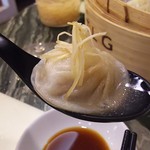Jin Mu Restaurant - 1801_Jinmu Dumpling 金木_XLB BABI KEPPING(10pcs)@69,700Rp(豚蟹小籠包) この肉汁！