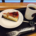 タリーズコーヒー - 本日のコーヒーとりんごのシブースト