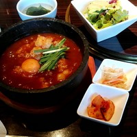 梨の家 五反田店 - 灼熱ホルモンビビンバ