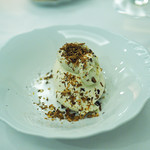 ペレグリーノ - 出来立て練りたてのオーダーごとに作る濃縮ミルクを使ったジェラート