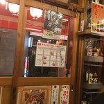 まこちゃん - ▪︎本館以外にも近くに別館、新館、ガード下酒場、烏森口店がある。