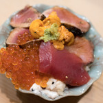 うを徳 - 2018.1 今年もよろしく丼（ブリ藁焼き、メジ藁焼き、本鮪、ウニ、イクラ、トラフグ白子）
