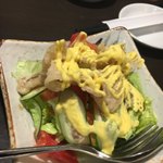 姜太公 - 豚肉のカリカリ揚げ彩りサラダ