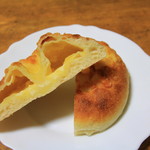 モモチャミブレッド - 4種のチーズのハーモニー