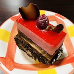コンディトライ アキヤマ - 木苺とチョコのムース