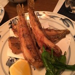 いしがき - ハゼの一種を唐揚げ