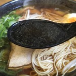 麺屋 千鳥 - 千鳥ラーメンのスープ