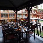 The Service 1921 Restaurant & Bar - 店内