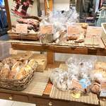 ビゴの店 東京本店 - 内観