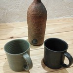 余市SAGRA - 部屋の冷蔵庫の水の入れ物も素敵。