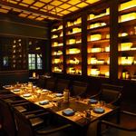 The Service 1921 Restaurant & Bar - 店内