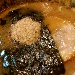 つけ麺屋 ひまわり - 【2018.1.22(月)】特製つけ麺(大盛・400)1,000円の魚介粉