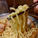 つけ麺屋 ひまわり - 【2018.1.22(月)】特製つけ麺(大盛・400)1,000円の麺