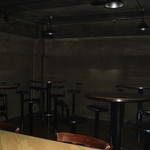 Bar ORANGE-ROOM - 2008年頃までのテーブル席。