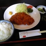 Isshin - 店主のこだわりロースかつ定食です。