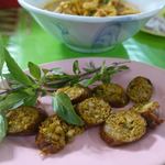 Khao Soi Lam Duan Fa Ham - チェンマイ風のソーセージ　35バーツ(約123円)