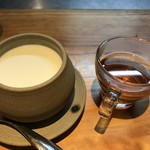 明道町中国菜 一星 - 杏仁豆腐とフルーツ入プーアル茶