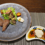 九兵衛旅館 - 山形牛サーロイン一口ステーキ　和風ソース