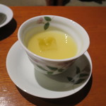 九兵衛旅館 - ウエルカムドリンク：リンゴジュース