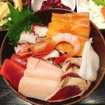 食べ処 海鮮四季 - 海鮮丼定食
            ランチメニュー