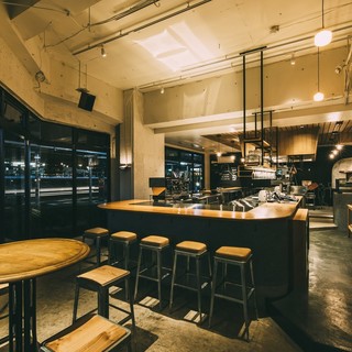 薪窯ピッツァとワイン酒場 Nadeshico 旧店名 The Three 南草津 バル バール ネット予約可 食べログ