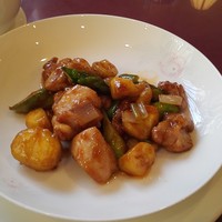 華正樓 新館 - 鶏もも肉と栗の炒め