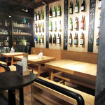 SAKE-HALL MASUYA - 店内の一角