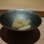 鮨 さかい - ◆ガリ・・・こちらのガリが美味しくて。無くなれば言わなくても追加されます。