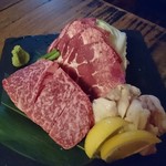 松阪牛炭火焼肉まる良 - 