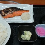 ヤン衆料理 北の漁場 - “紅鮭定食”1,08０円