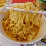 Ratana's Kitchen - 料理写真:Khao Soi with chicken  70バーツ（約245円）