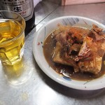 難波屋 - 「大瓶ビール」（450円込）「肉豆腐」（250円込）（2018年1月）